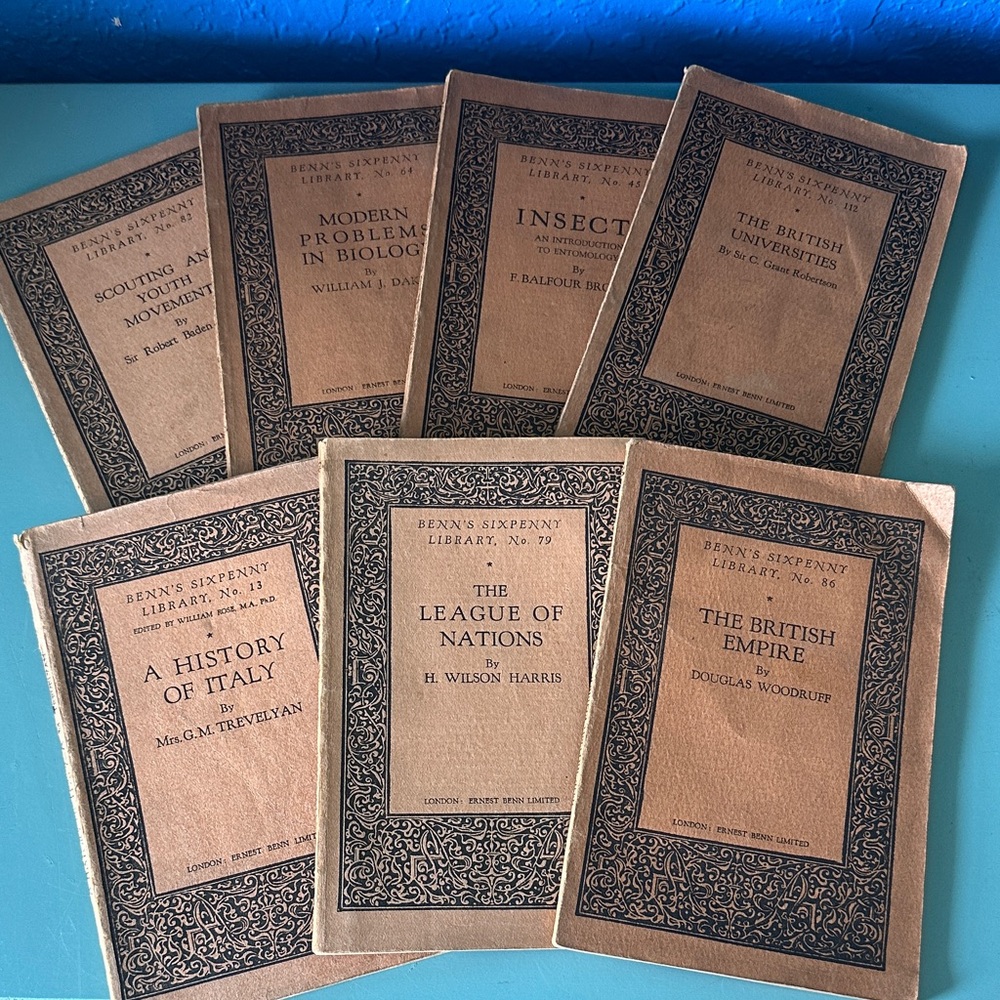 1930’s Vintage Ben’s Sixpenny Library from Uk Deco Period